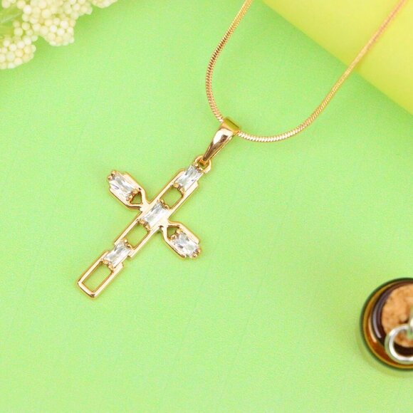 "Rose Gold Cross Pendant with Baguette-Cut White Stones Design, XPPT1607 - Picture 10 of 12